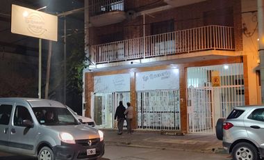SE VENDE FONDE DE COMERCIO. (FIAMBRERIA-QUESERIA)