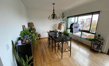 Departamento en  4 ambientes bien ubicado en Martinez
