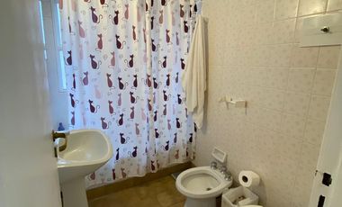 Departamento en  4 ambientes bien ubicado en Martinez