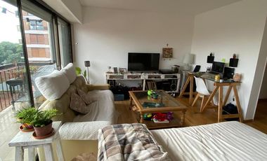 Departamento en  4 ambientes bien ubicado en Martinez