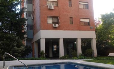 Departamento en  4 ambientes bien ubicado en Martinez