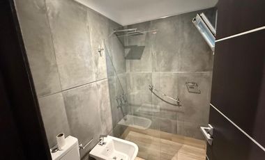 VENDE CASA EN BARRIO PRIVADO LA COMARCA, 3 DORMITORIOS
