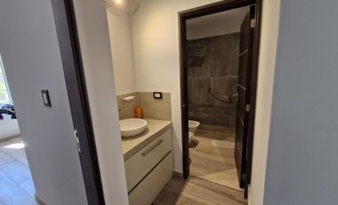 VENDE CASA EN BARRIO PRIVADO LA COMARCA, 3 DORMITORIOS