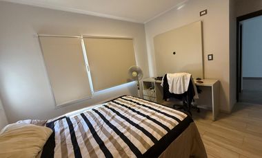 VENDE CASA EN BARRIO PRIVADO LA COMARCA, 3 DORMITORIOS