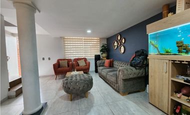 Venta de casa Independiente en la Estrella