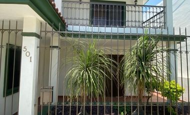 Casa en Venta en Col. Tolteca, Tampico Tamaulipas.