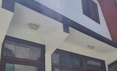 Espectacular Arriendo de Casa-Oficina (6 hab y 4 baños)