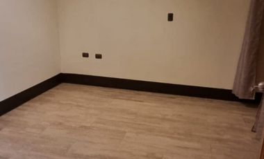 Espectacular Arriendo de Casa-Oficina (6 hab y 4 baños)