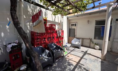 VENTA CASA ESQUINA CON LOCAL COMERCIAL EN CALLE CENTENARIO