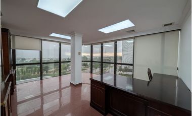 Alquiler de Oficina en PH BAC SEMIAMOBLADA