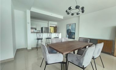 Alquiler de Apartamento Amoblado en PH Top Tower – Costa del Este