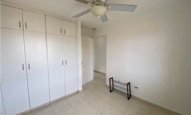 VILLA LUCRE / VILLA DE LAS AZORES / 281M / 4 HABITACION / ESQUINA