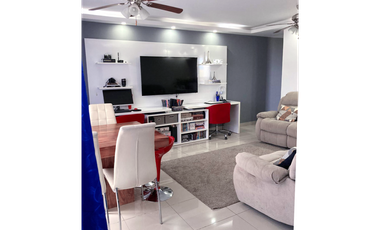 Venta de apartamento Amoblado, PH Centennial, Parque Lefevre