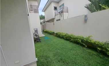 CASA EN VENTA ALTOS DEL PARQUE  267M2