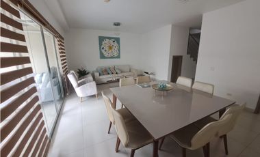 CASA EN VENTA ALTOS DEL PARQUE  267M2