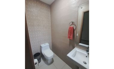 CASA EN VENTA ALTOS DEL PARQUE  267M2