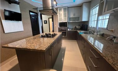 SEA CONFIABLE VENDE HERMOSA CASA EN BOSQUES DE LOS CIBELES