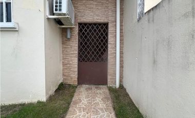 SEA CONFIABLE VENDE HERMOSA CASA EN BOSQUES DE LOS CIBELES