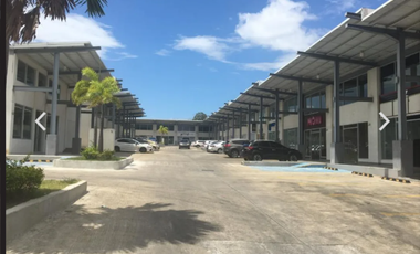 VENTA REMATE LOCAL COMERCIAL 141.36m2 PLAZA MILLA 8