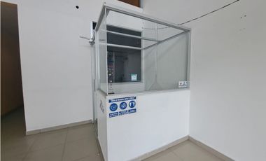 VENTA REMATE LOCAL COMERCIAL 141.36m2 PLAZA MILLA 8