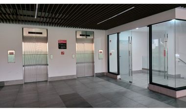 SEA CONFIABLE ALQUILA LOCAL COMENCIAL GREENWOOD PLAZA