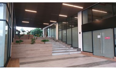 SEA CONFIABLE ALQUILA LOCAL COMENCIAL GREENWOOD PLAZA