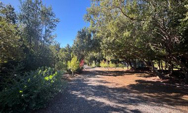 ARRIENDO HERMOSA PARCELA COND. PARQUE CANTILLANA