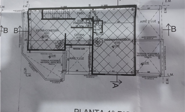 CASA Y 2 DEPTOS. SOBRE MALVINAS ESQ. MEXICO