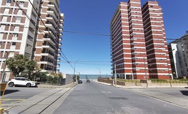 Departamento 2Amb.-Playa Grande, a 1 cuadra del MAR.