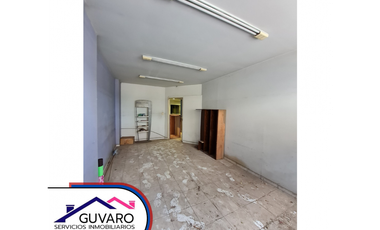 Se Vende Imponente Local en Alberdi de 2 Plantas
