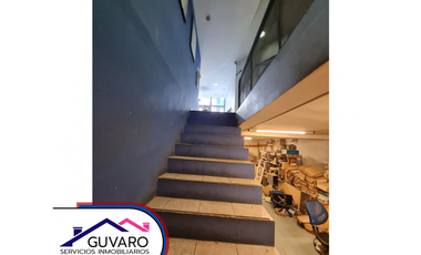 Se Vende Imponente Local en Alberdi de 2 Plantas