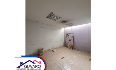 Se Vende Imponente Local en Alberdi de 2 Plantas