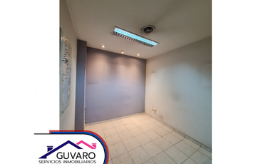 Se Vende Imponente Local en Alberdi de 2 Plantas