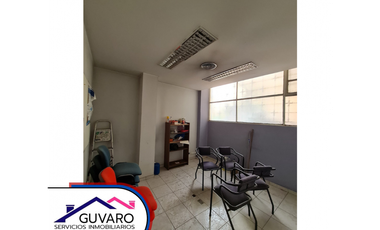 Se Vende Imponente Local en Alberdi de 2 Plantas