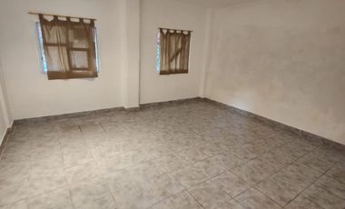 Departamento Tipo Casa en alquiler en Sarandi Este