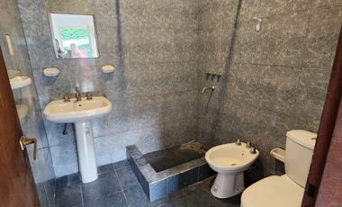 Departamento Tipo Casa en alquiler en Sarandi Este