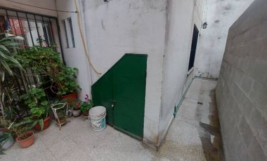 Departamento Tipo Casa en venta en Lanus Oeste
