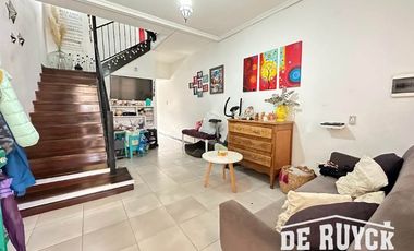 Triplex en venta en Quilmes Oeste