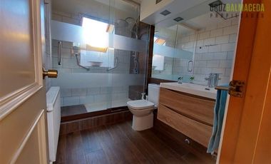 Parcela en Arriendo en Amplia casa con Quincho, Bodega y Cancha de Tenis - Lomas de Reloncaví