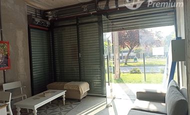 Local Comercial en Arriendo en Avenida colón cerca de amércia