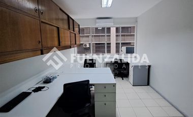 Oficina en Venta en Moneda / Tenderini