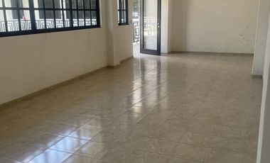 Edificio de oficinas, de diferentes tamaños.