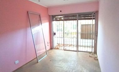 Oficina Local Showroom en alquiler en Monte Grande centro