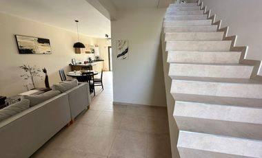 ALQUILER| DUPLEX AMOBLADO de 3 dorm, en DOCTA
