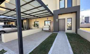 ALQUILER| DUPLEX AMOBLADO de 3 dorm, en DOCTA