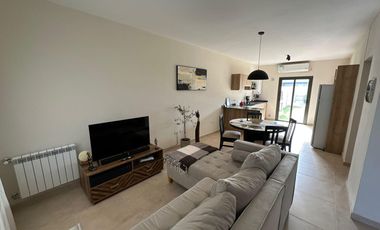 ALQUILER| DUPLEX AMOBLADO de 3 dorm, en DOCTA