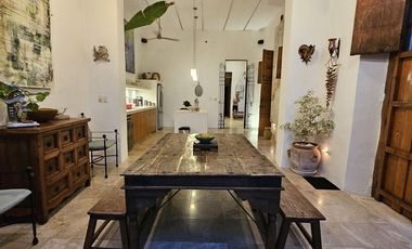 Casa en venta, CASABLANCA en el Centro Histórico de Mérida Yuc.
