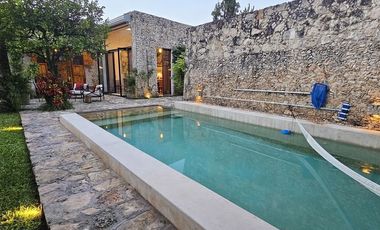 Casa en venta, CASABLANCA en el Centro Histórico de Mérida Yuc.