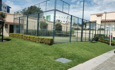 Casa Venta en Metepec en Residencial con vigilancia y control de acceso a 5 min de Galerías Metepec con alberca, gym y padel.
