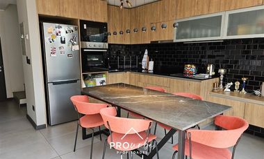 Departamento en Venta en Av. Las Condes/Cercano al Supermercado Lider.